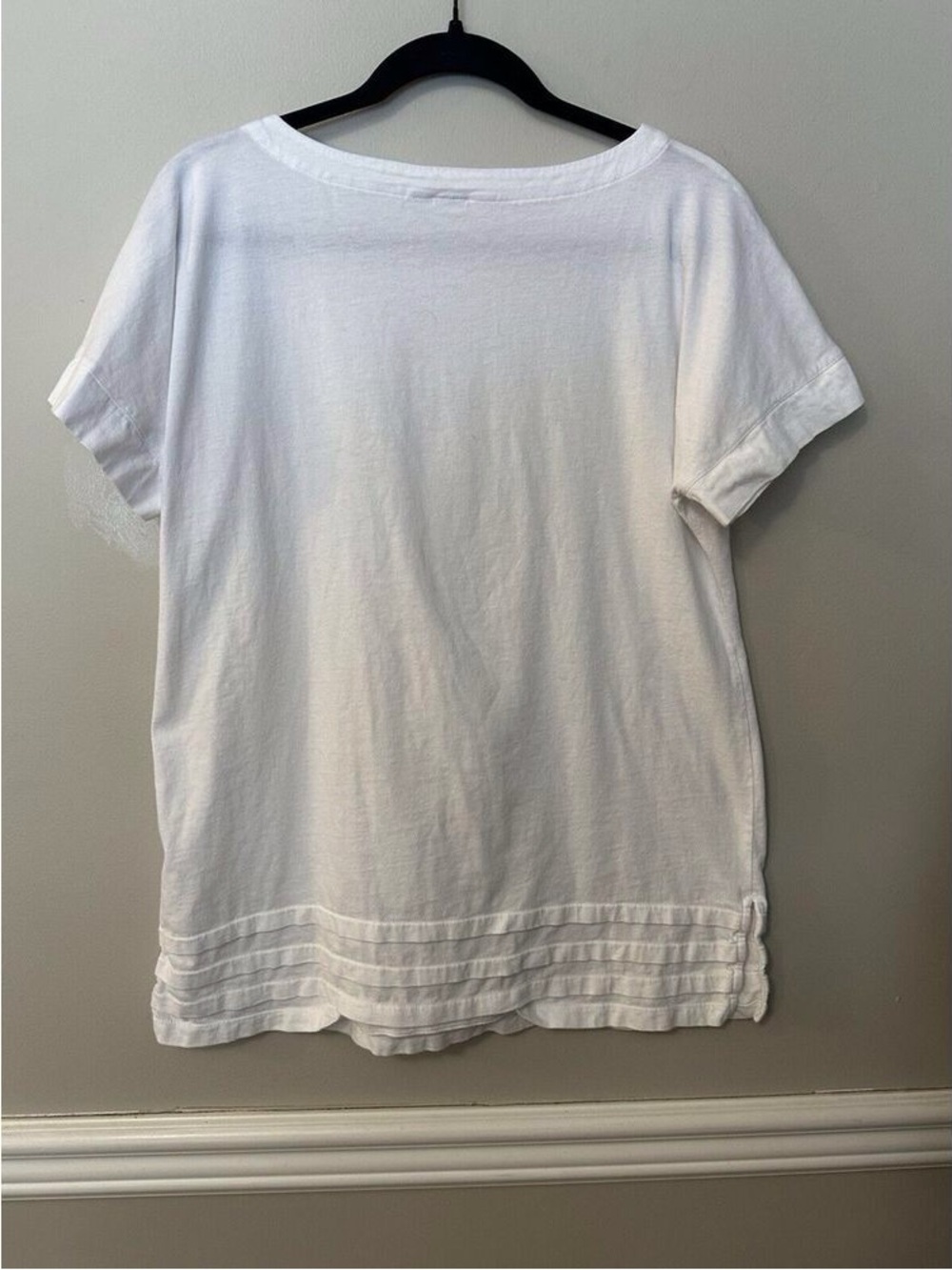 Women's White Short Sleeve Tee with Pintuck Hem Detail
